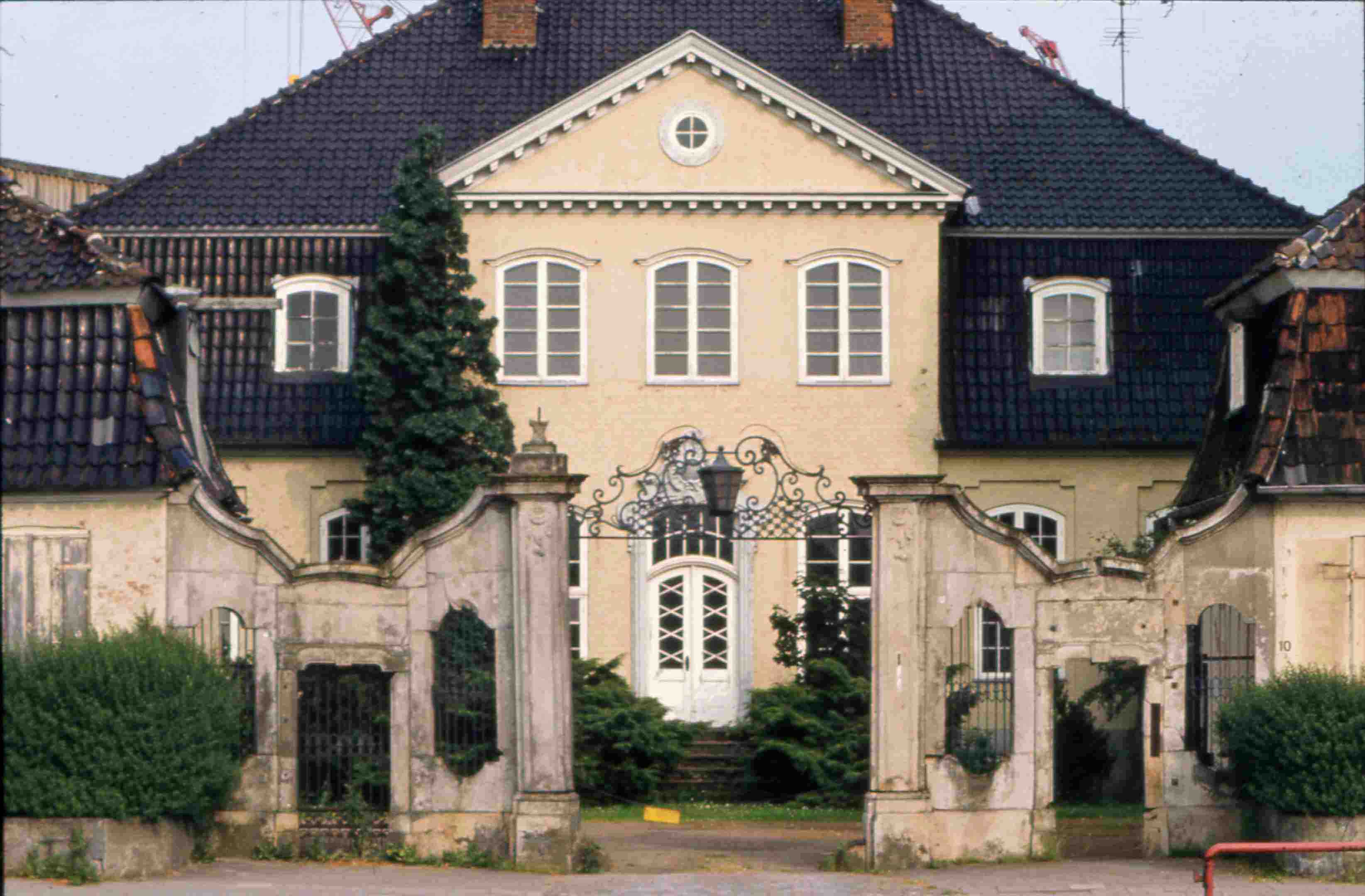 Einsiedelstr. 10, Das Küselsche Gartenpalais
