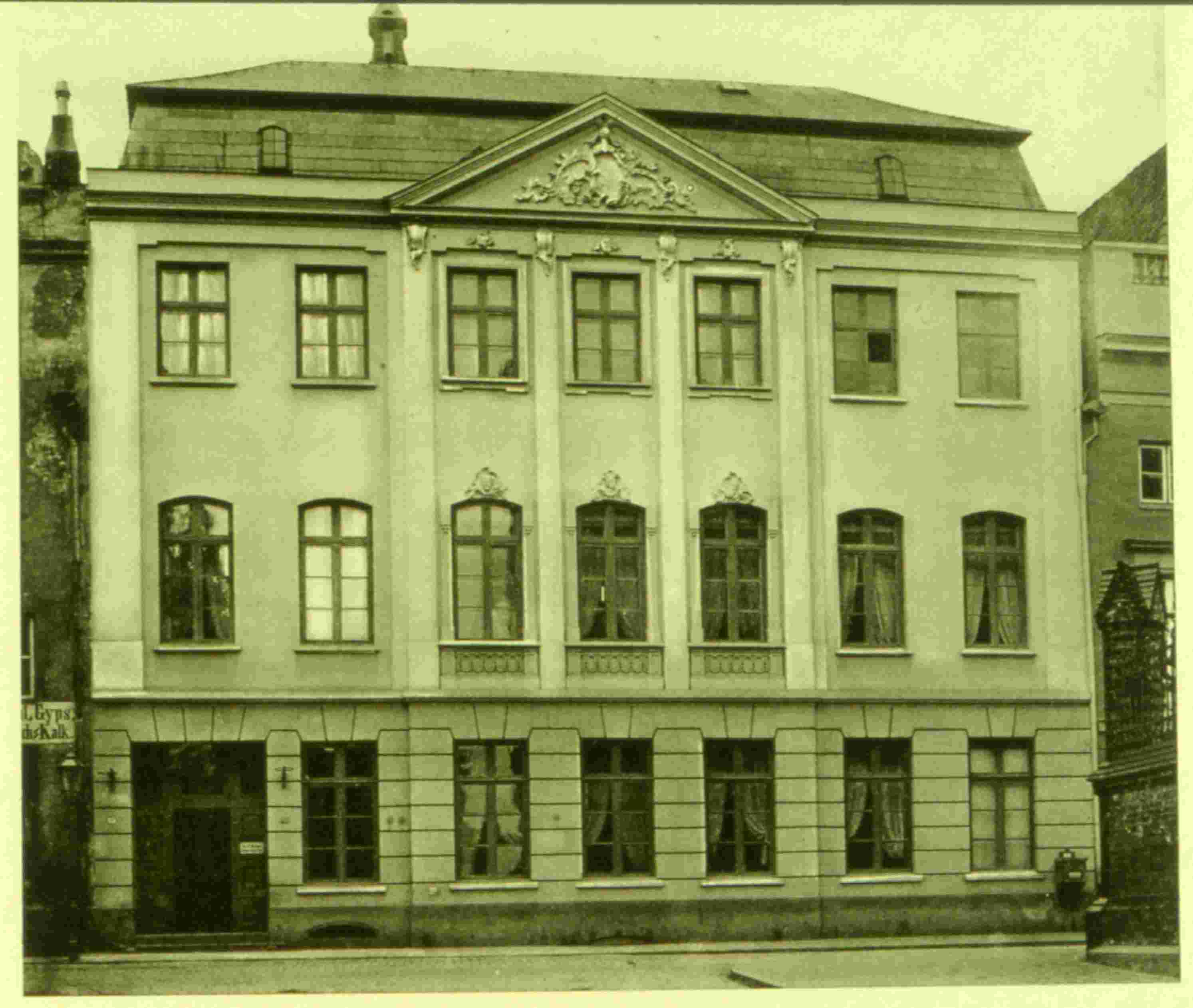 Königstraße 42, Küselsches Palais